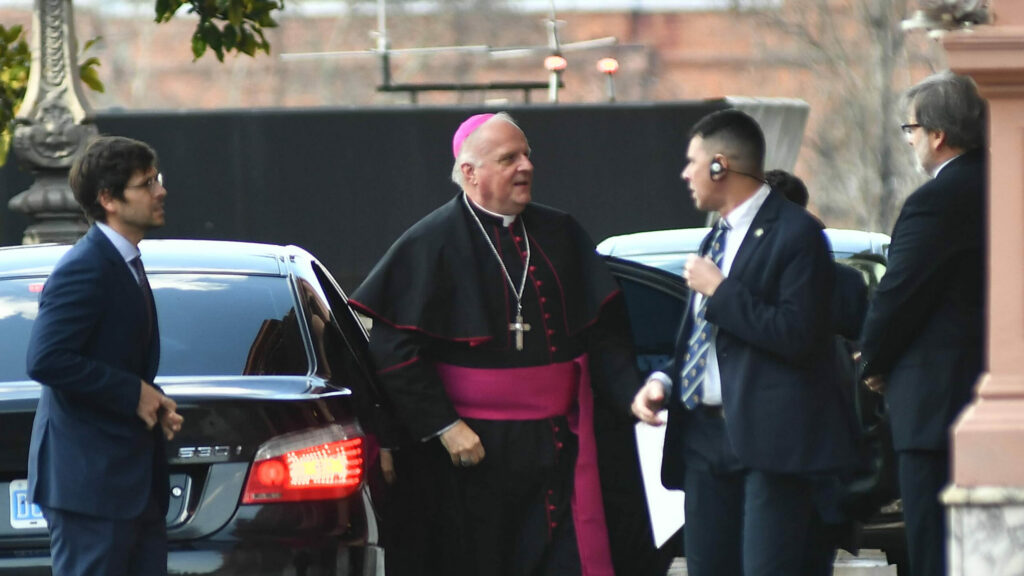 Avanza la visita del papa León XIV: Milei recibió las cartas credenciales del nuncio