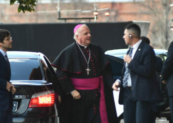 Avanza la visita del papa León XIV: Milei recibió las cartas credenciales del nuncio