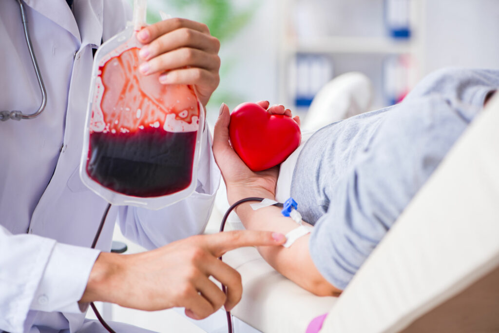 Alertan por una caída del 30% en las donaciones de sangre