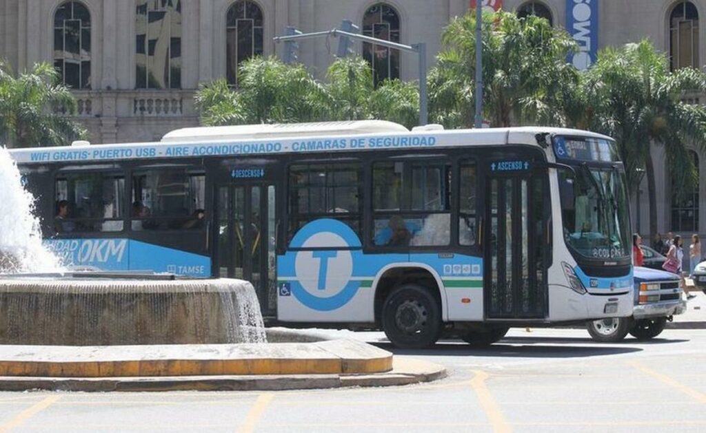 El boleto del transporte urbano aumenta desde este sábado
