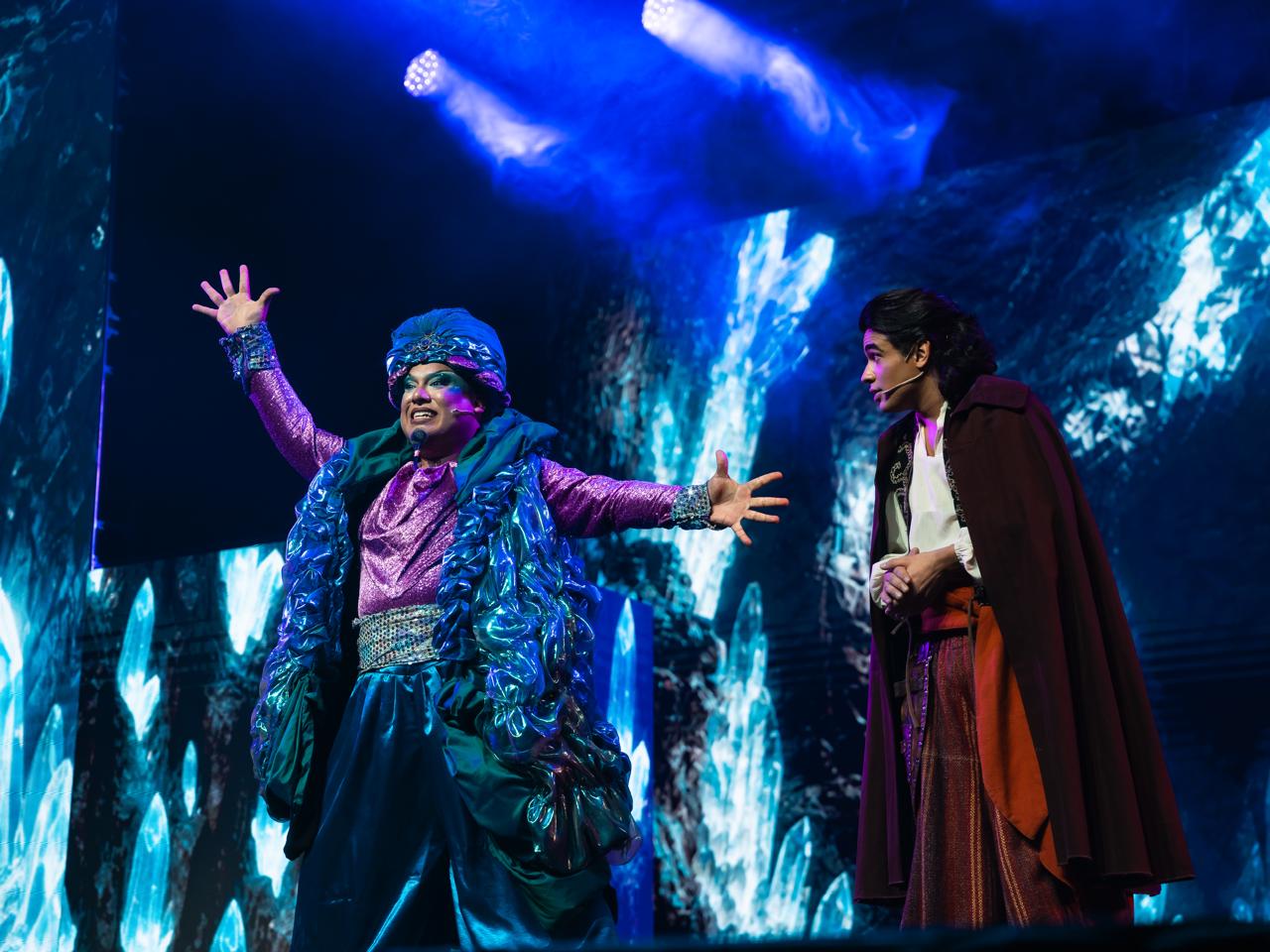 Aladín: La noche en que el talento cordobés frotó la lámpara y brotó la magia Aladín: La noche en que el talento cordobés frotó la lámpara y brotó la magia