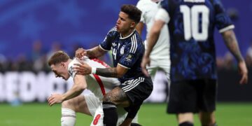 Argentina iguala 0-0 con Inglaterra en un partido histórico Argentina iguala 0-0 con Inglaterra en un partido histórico
