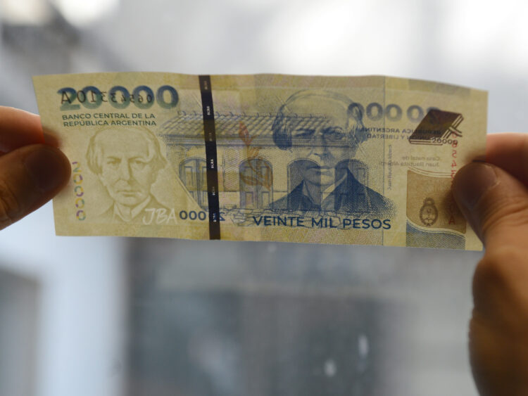 Billetes importados de China y producción para Nigeria: la paradoja de Casa de la Moneda Billetes