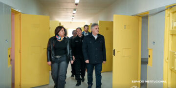 El gobernador Martín Llaryora supervisó el avance de la primera cárcel de máxima seguridad que tendrá Córdoba El gobernador Martín Llaryora supervisó el avance de la primera cárcel de máxima seguridad que tendrá Córdoba
