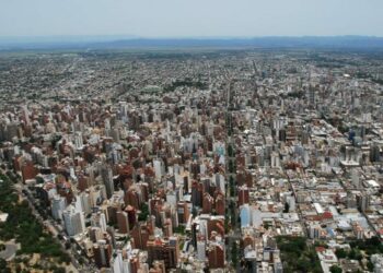 Lunes con ascenso de temperatura y cielo parcialmente nublado en Córdoba