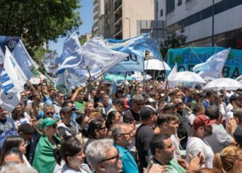 Caja de Jubilaciones gremios exigieron a Llaryora poner fin al ajuste previsional