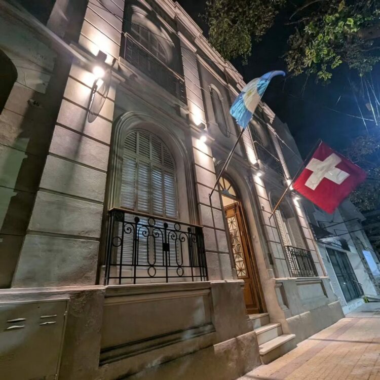 Los suizos en Córdoba ya palpitan el cruce en Kansas La sede de barrio General Paz recibió a ciudadanos suizos y otros miembros de la comunidad.