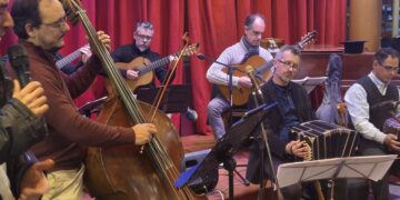El regreso de la palabra y la música a un escenario histórico El regreso de la palabra y la música a un escenario histórico