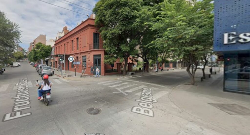 Corte total en calle Belgrano: habrá desvíos durante una semana El corte total será en calle Belgrano, entre Fructuoso Rivera y Achával Rodríguez, debido a trabajos de mantenimiento de la red cloacal.Imagen: Google Maps.