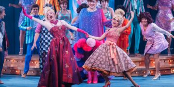 El batido de talento y pelucas de Hairspray copará la ciudad en noviembre El batido de talento y pelucas de Hairspray copará la ciudad en noviembre