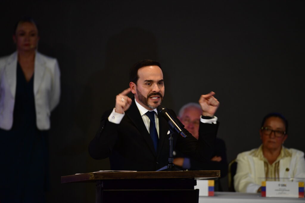 De la Espriella acusó a Petro de querer dar un “golpe de Estado”