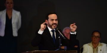 De la Espriella acusó a Petro de querer dar un “golpe de Estado”