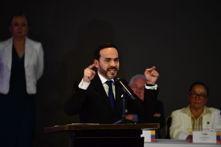 De la Espriella acusó a Petro de querer dar un “golpe de Estado” El presidente electo de Colombia, Abelardo de la Espriella.