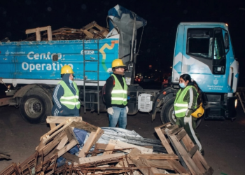 Desalojo en la feria de Los Olmos: la Municipalidad busca reubicar a 450 puesteros feria