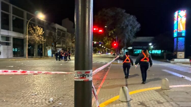 Detuvieron a otro joven acusado de encubrir al prófugo por asesinato El crimen ocurrió en el centro de San Francisco en medio de los festejos por la victoria de Argentina frente a Suiza.
