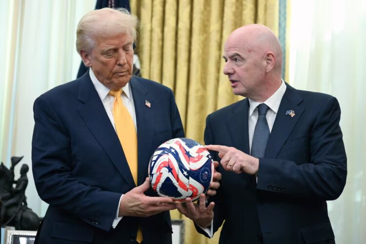 El mundial posliberal Donald Trump y Gianni Infantino