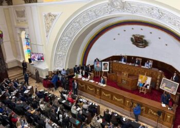 El chavismo y sectores de la oposición anunciaron una agenda de diálogo