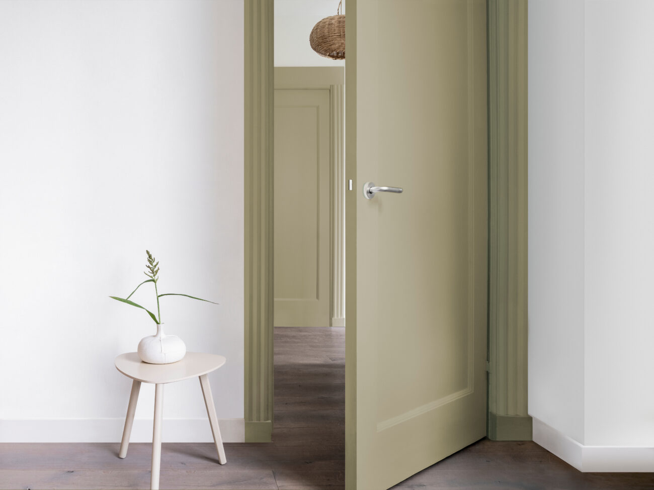El color puede realzar la arquitectura, marcar el carácter de un ambiente o integrarse como una pincelada en un espacio neutro