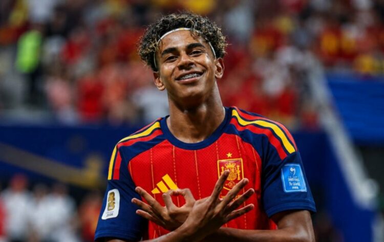 El español Lamine Yamal enfrentará a Cristiano Ronaldo.