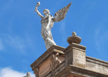 El lanzamiento se realizó en el Museo Tamburini, en el marco de la apertura de las XV Jornadas Argentinas de Gestión y Valoración Patrimonial de Cementerios.