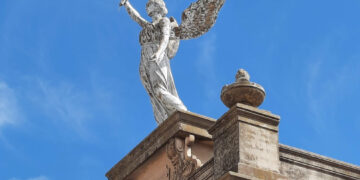 La Provincia lanzó un circuito turístico para recorrer cementerios patrimoniales El lanzamiento se realizó en el Museo Tamburini, en el marco de la apertura de las XV Jornadas Argentinas de Gestión y Valoración Patrimonial de Cementerios.