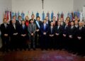 El presidente Javier Milei junto a los gobernadores aliados.