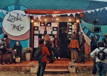 El teatro de Río Ceballos declarado Patrimonio Cultural que resiste un desalojo