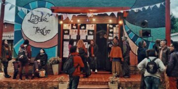 El teatro de Río Ceballos declarado Patrimonio Cultural que resiste un desalojo