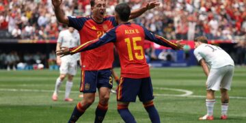 España maneja la pelota y derrota por la mínima a Austria en los 16avos de final España maneja la pelota y derrota por la mínima a Austria en los 16avos de final