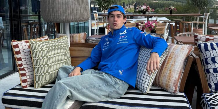 Franco Colapinto vía @AlpineF1Team.