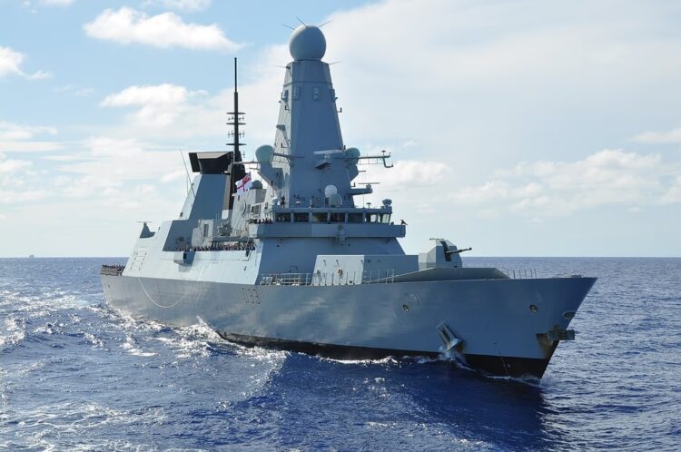 El Reino Unido rechazó las quejas de Argentina por el buque que navegó aguas continentales HMS Dauntless.