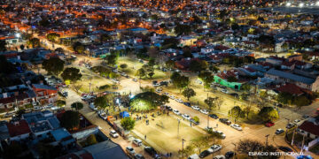 La plaza de Bº Industrial Oeste ya cuenta con nuevo sistema de iluminación LED y será puesta en valor La plaza de Bº Industrial Oeste ya cuenta con nuevo sistema de iluminación LED y será puesta en valor
