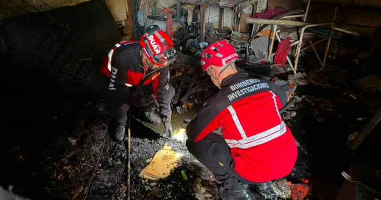 Incendio en Córdoba: un policía salvó a un hombre de 81 años de una vivienda Foto: Policía de Córdoba.