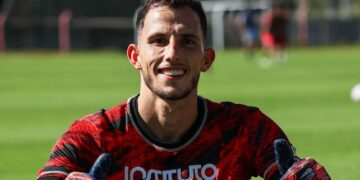 Instituto acordó una venta histórica y Manuel Roffo continuará su carrera en Paraguay
