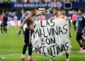 La FIFA abrió un expediente por la bandera “Las Malvinas son Argentinas”