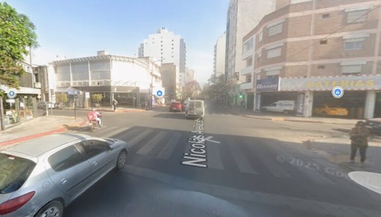 La Justicia investiga el fallecimiento de un hombre dentro de un Fiat Siena Auto