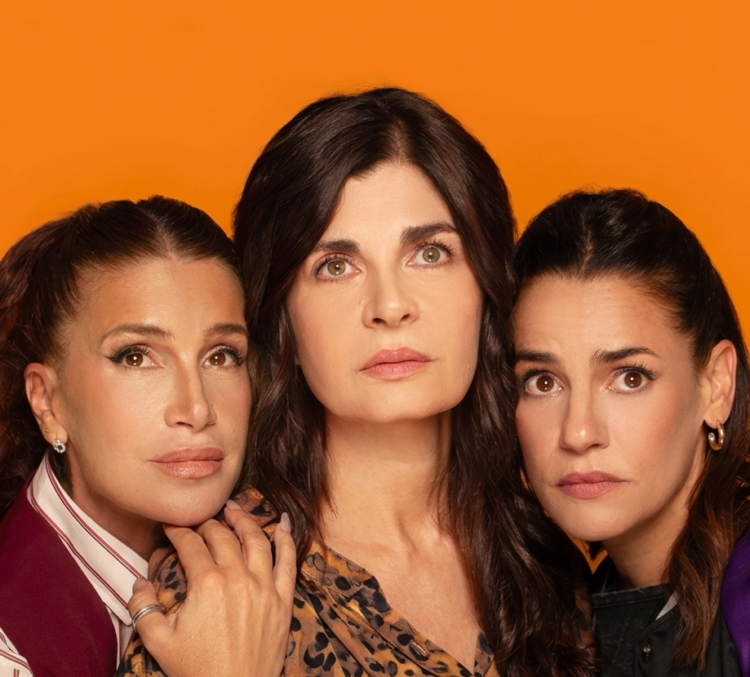 "Las Hijas": Tres hermanas, una madre y los recuerdos en disputa Con dirección de Adrián Suar, la pieza “Las Hijas” explora los vínculos familiares atravesados por la memoria y el cuidado de una madre en proceso de deterioro cognitivo.