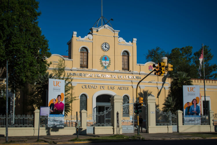 La Universidad Provincial de Córdoba inicia su vida plena.