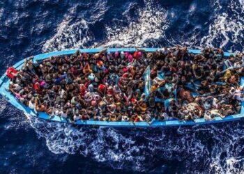 Migraciones, refugio y fronteras: las claves de una crisis global Migraciones, refugio y fronteras: las claves de una crisis global