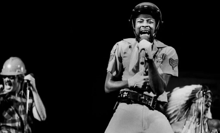 Con una trayectoria atravesada por el éxito comercial, conflictos por derechos de autor y un posterior regreso a la banda, Willis fue una de las figuras más representativas de la escena musical estadounidense de finales de los años setenta.
