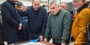 El gobernador Llaryora supervisó el avance de obras de pavimentación y red cloacal en barrio Villa Unión El gobernador Llaryora supervisó el avance de obras de pavimentación y red cloacal en barrio Villa Unión.