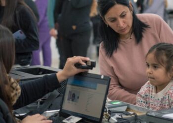 Operativo DNI llega a dos barrios de Córdoba con trámites gratuitos Operativo DNI llega a dos barrios de Córdoba con trámites gratuitos
