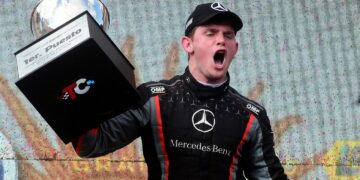 Otto Fritzler se llevó el triunfo en Posadas y le dio su primera alegría a Mercedes Benz