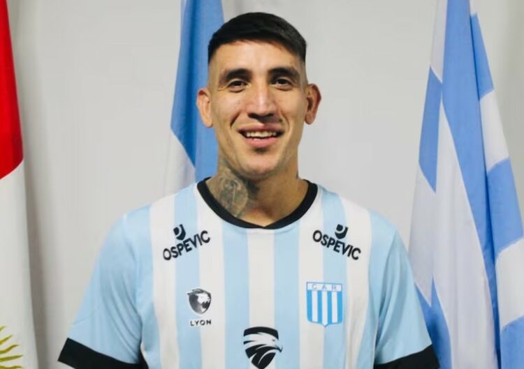 La apuesta que no funcionó. Jugó 14 partidos y marcó tres goles.