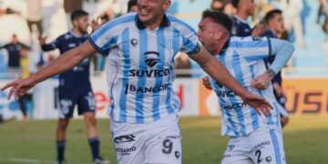 Racing venció a Acassuso en un final emocionante y logró el primer triunfo del ciclo Coleoni