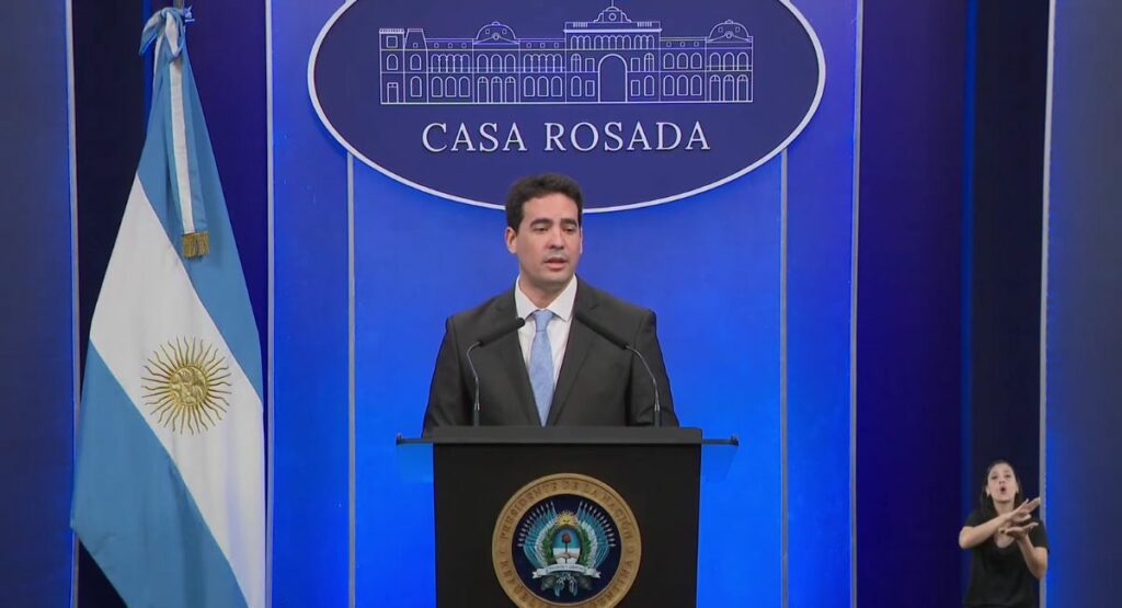 Adrián Ravier, vocero presidencial.