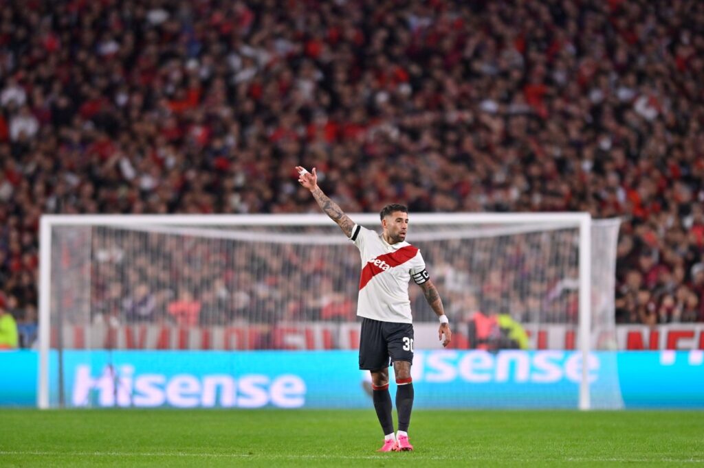 River enfrenta a Gimnasia de La Plata en medio de la crisis futbolística