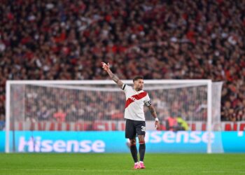 River enfrenta a Gimnasia de La Plata en medio de la crisis futbolística