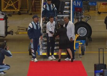 Sin Messi ni caravana, la Selección regresó a la Argentina tras el Mundial