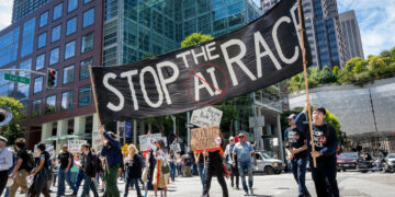Esta marcha de protesta "Stop the AI ​​Race" en San Francisco, California, se realizó el pasado 11 de julio.